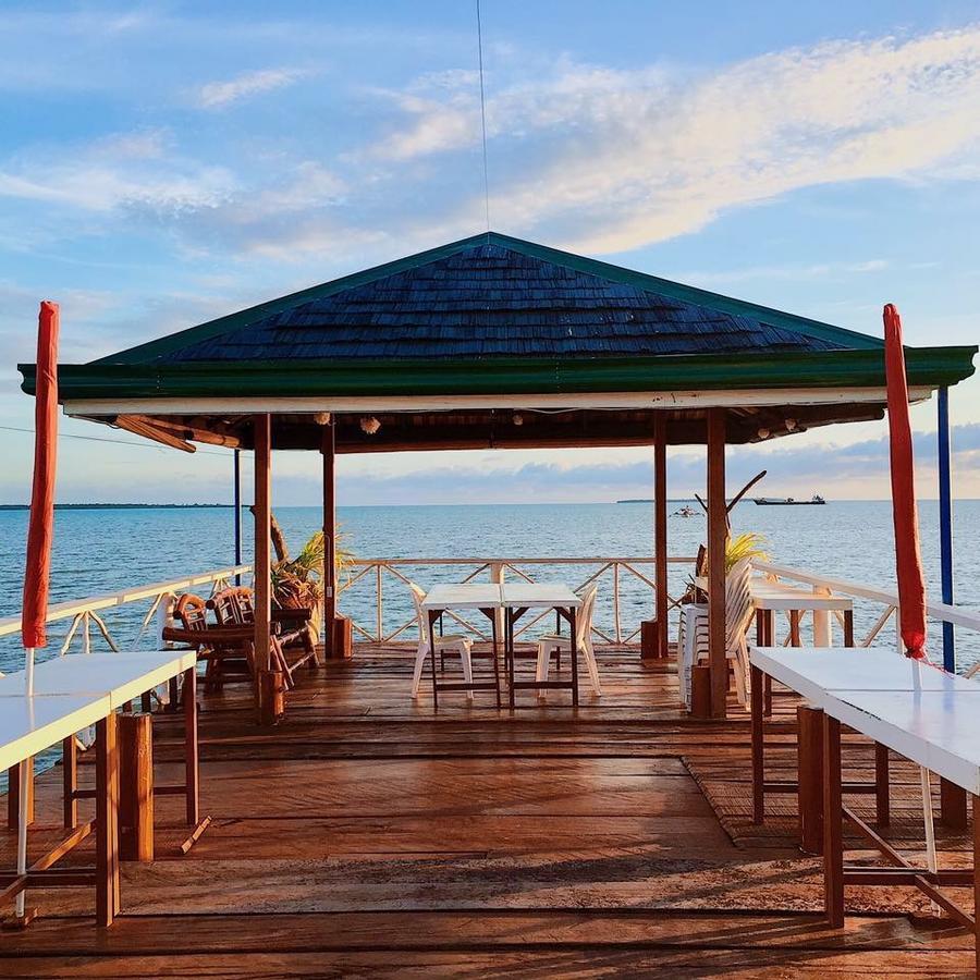 Peria Seafront Pensione Roxas  外观 照片